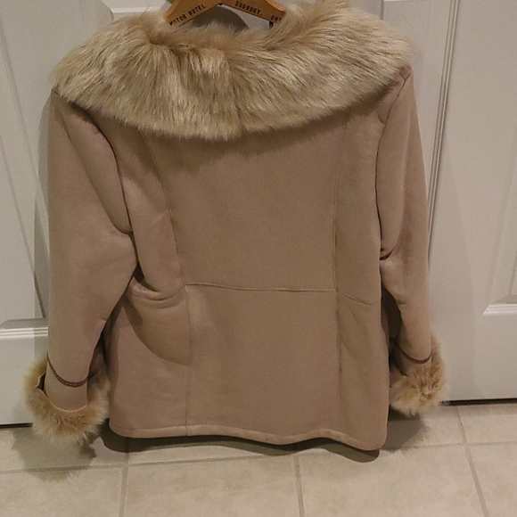 Jessica Suede like jacket - Picture 6 of 8